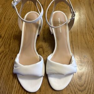 Stuart Weitzman White Everly Block Heel Leather Women's Sandals NWT Size 8.5